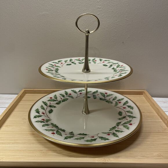 Vintage Lenox 2 tier Christmas Holiday Holly Berries serving plate tray USA made - Picture 1 of 9
